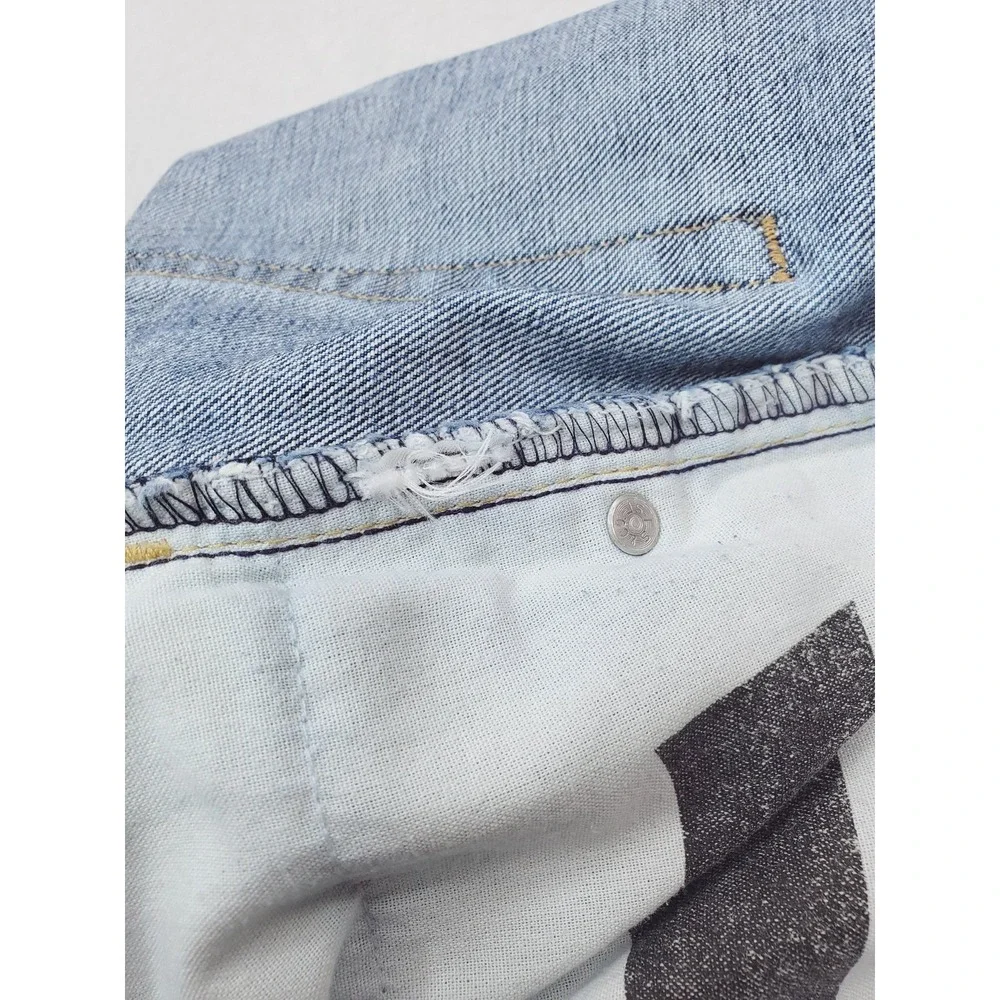 Levis 505 Jeans Mens 38x32 Blue Straight Leg Medium Wash Denim Pants Made USA